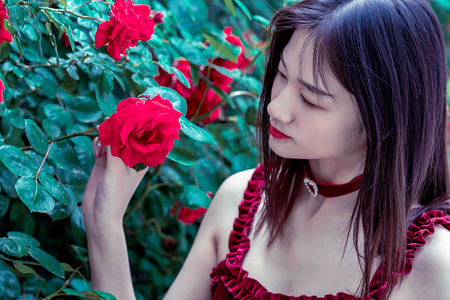 国际机构纷纷上调预期 中国经济的四重底气